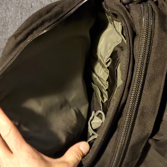 Camelbak backpack - Picture 12 of 14